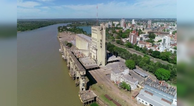 Río Paraná: " creció casi un metro en una semana"