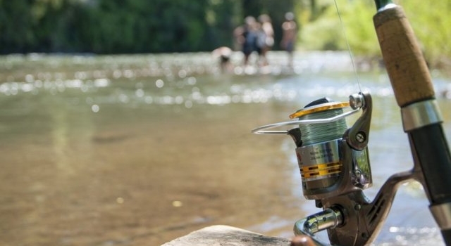 El 1 de noviembre arranca la temporada de pesca en Neuquén