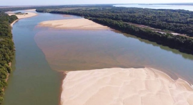 El bajo caudal del río Paraná es por falta de lluvias