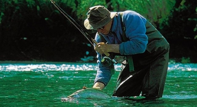 Palpitan la temporada de pesca en Río Negro