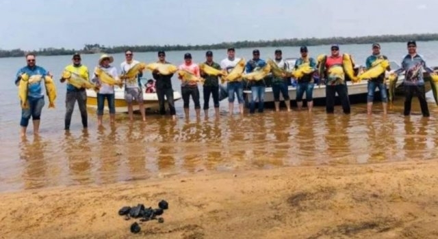 Corrientes pide apoyo a prefectura para expulsar pescadores paraguayos y brasileros de aguas argentinas