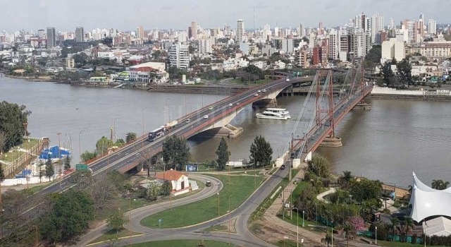 En un mes, el río creció 1,5 metros y ahora oscila en niveles normales