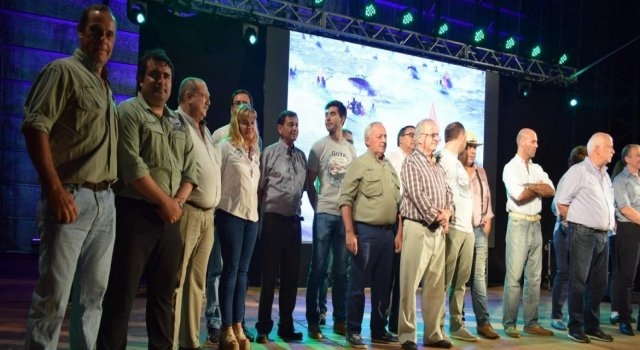 Con el estreno del sistema de inscripción digital, anunciaron la 44ª Fiesta del Surubí