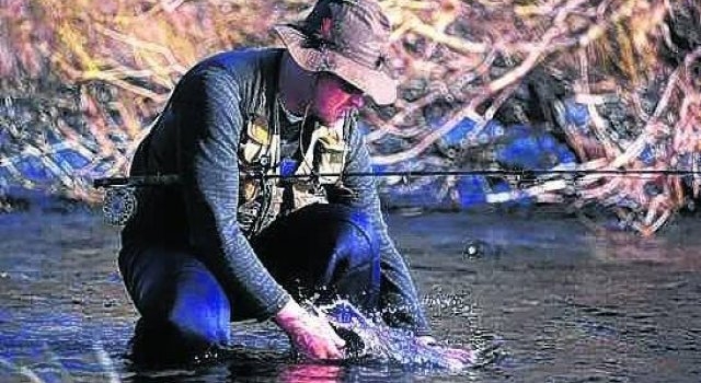 Neuquén: la pesca se disfruta en todas las regiones de la provincia